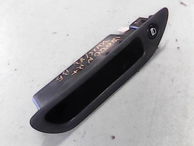 bontott SUZUKI WAGON R PLUS Központizár Kapcsoló