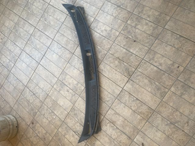 bontott SUZUKI WAGON R PLUS Levélrács