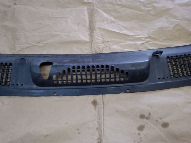 bontott SUZUKI WAGON R PLUS Levélrács