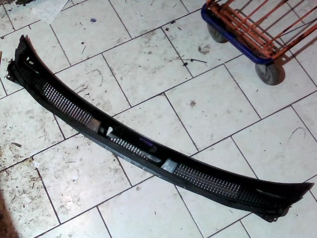 bontott SUZUKI WAGON R PLUS Levélrács