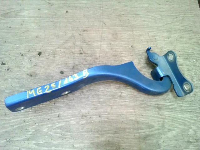 bontott SUZUKI WAGON R PLUS Motorháztető Bal Zsanér