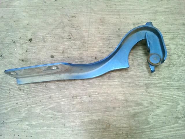 bontott SUZUKI WAGON R PLUS Motorháztető Bal Zsanér