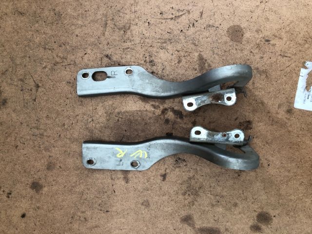 bontott SUZUKI WAGON R PLUS Motorháztető Zsanér Pár