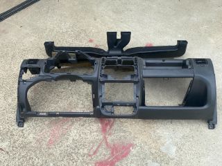 bontott SUZUKI WAGON R PLUS Műszerfal Héj