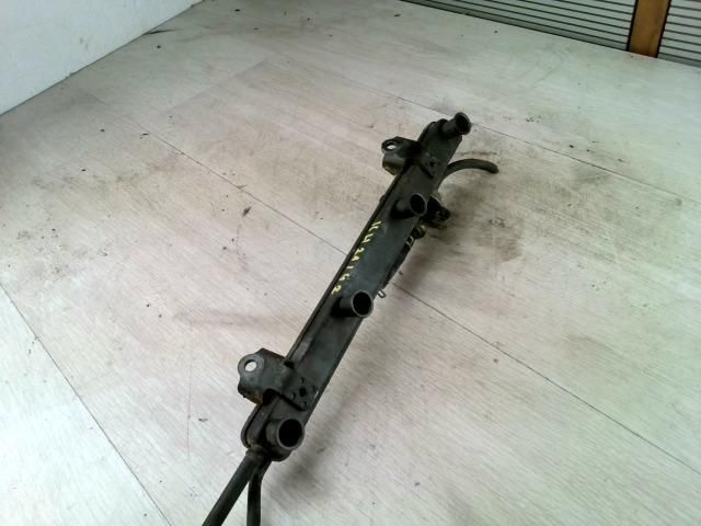 bontott SUZUKI WAGON R PLUS Porlasztó Sor / Híd