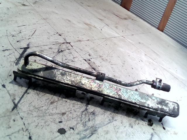 bontott SUZUKI WAGON R PLUS Porlasztó Sor / Híd