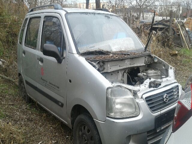 bontott SUZUKI WAGON R PLUS Pótkerék Tartó Fenéklemez