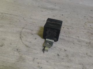 bontott SUZUKI WAGON R PLUS Relé