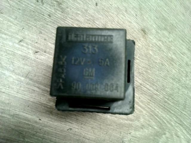 bontott SUZUKI WAGON R PLUS Relé