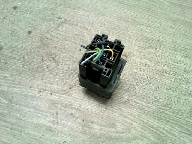 bontott SUZUKI WAGON R PLUS Relé