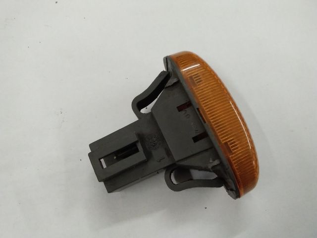 bontott SUZUKI WAGON R PLUS Sárvédő Irányjelző (Pozíciófüggetlen)