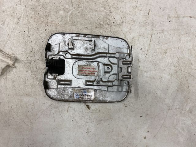 bontott SUZUKI WAGON R PLUS Tankajtó