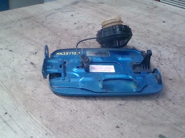 bontott SUZUKI WAGON R PLUS Tankajtó