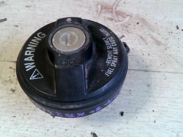 bontott SUZUKI WAGON R PLUS Tanksapka