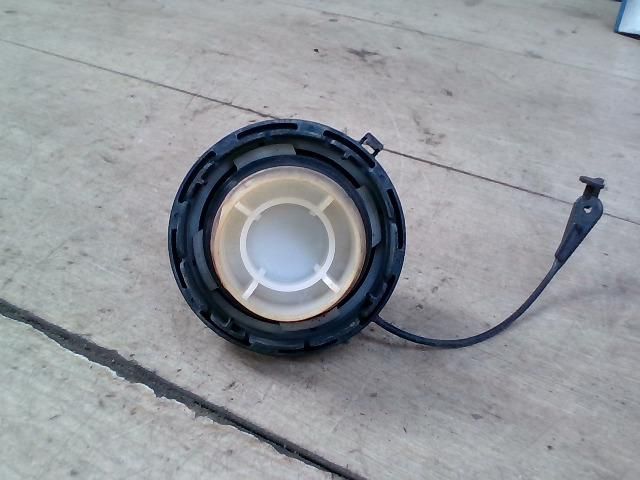 bontott SUZUKI WAGON R PLUS Tanksapka