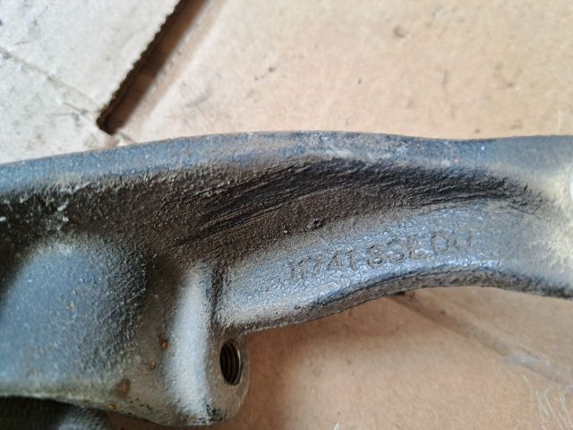 bontott SUZUKI WAGON R PLUS Tartó Bak