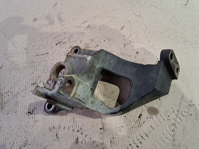 bontott SUZUKI WAGON R PLUS Tartó Bak