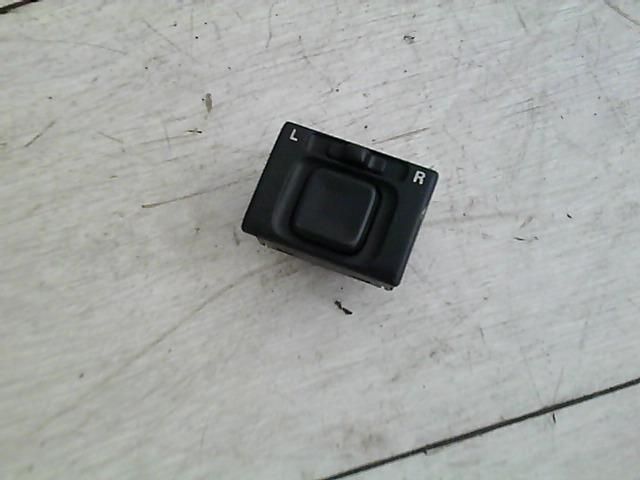 bontott SUZUKI WAGON R PLUS Tükör Kapcsoló