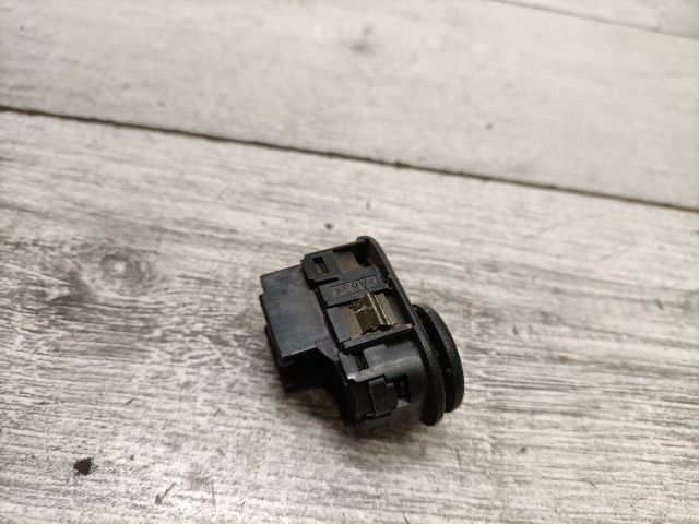 bontott SUZUKI WAGON R PLUS Tükör Kapcsoló