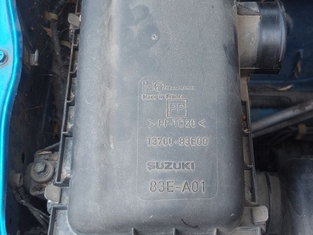 bontott SUZUKI WAGON R PLUS Váltószoknya