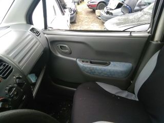 bontott SUZUKI WAGON R PLUS Váltószoknya