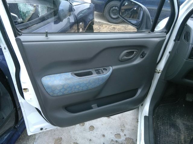 bontott SUZUKI WAGON R PLUS Váltószoknya