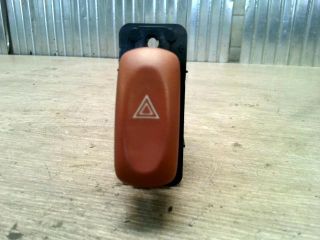 bontott SUZUKI WAGON R PLUS Vészvillogó Kapcsoló