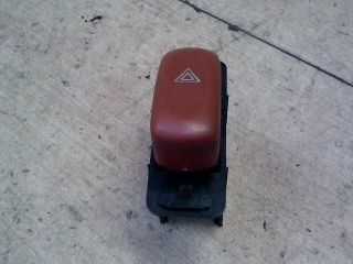 bontott SUZUKI WAGON R PLUS Vészvillogó Kapcsoló