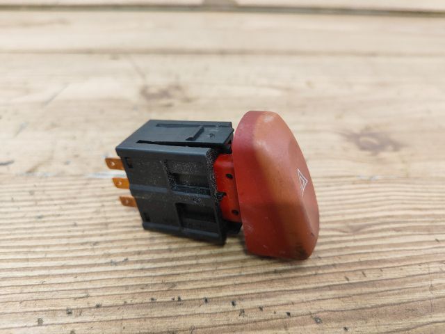 bontott SUZUKI WAGON R PLUS Vészvillogó Kapcsoló