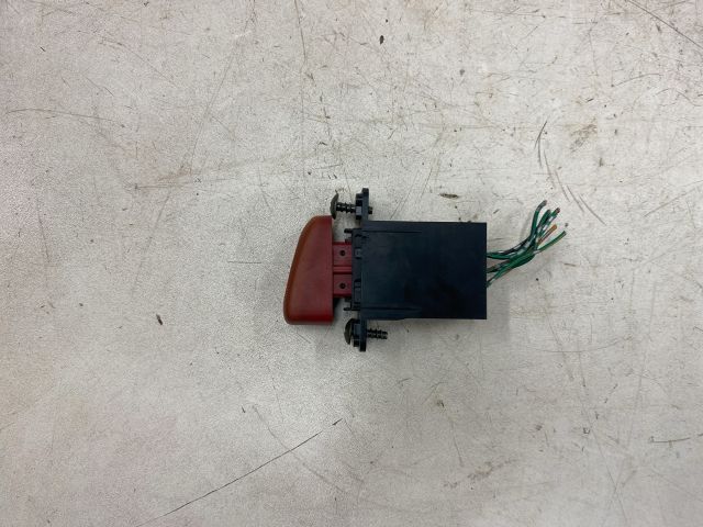 bontott SUZUKI WAGON R PLUS Vészvillogó Kapcsoló