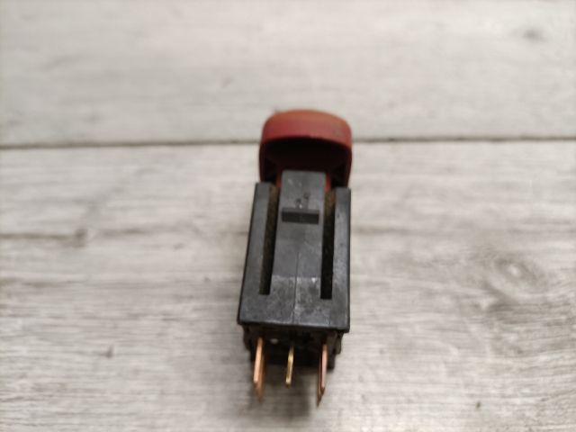 bontott SUZUKI WAGON R PLUS Vészvillogó Kapcsoló