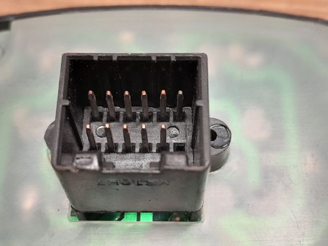 bontott TATA (TELCO) INDIGO Ablakemelő Kapcsoló Négyes / Kettes