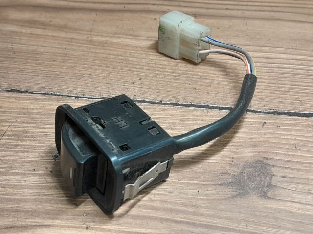 bontott TATA (TELCO) INDIGO Bal hátsó Ablakemelő Kapcsoló