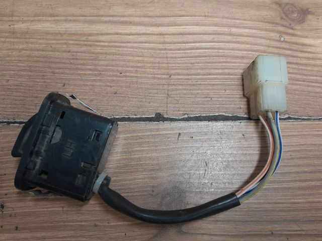 bontott TATA (TELCO) INDIGO Bal hátsó Ablakemelő Kapcsoló