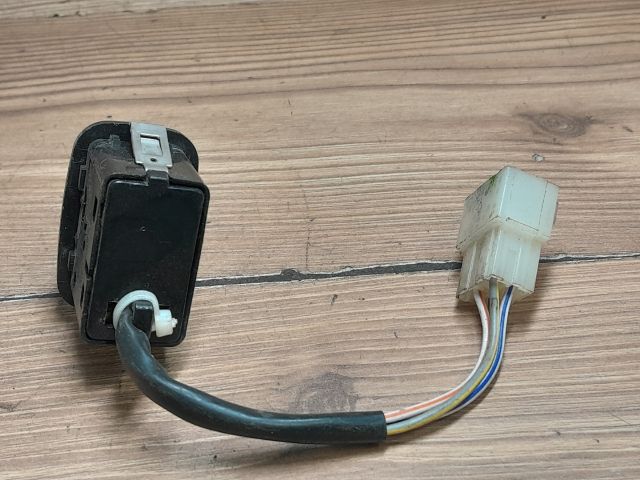 bontott TATA (TELCO) INDIGO Bal hátsó Ablakemelő Kapcsoló