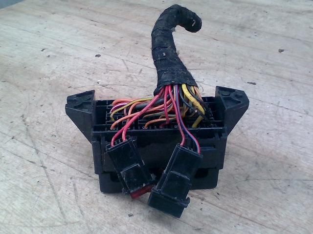 bontott TATA (TELCO) TELCOLINE Biztosítéktábla Utastér