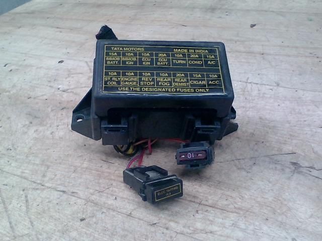 bontott TATA (TELCO) TELCOLINE Biztosítéktábla Utastér