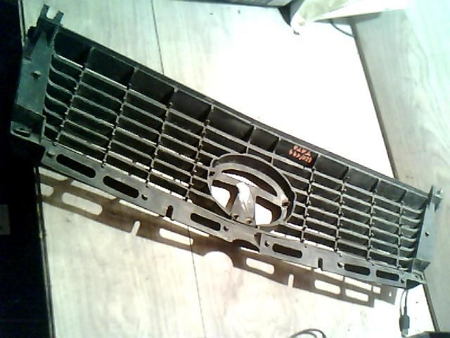 bontott TATA (TELCO) TELCOLINE Hűtőrács