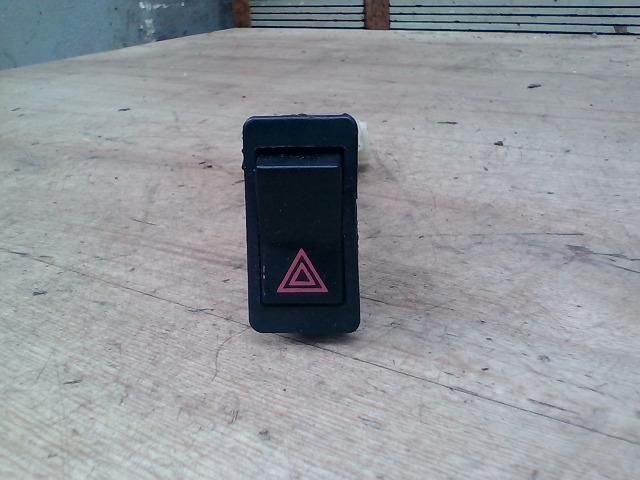 bontott TATA (TELCO) TELCOLINE Vészvillogó Kapcsoló