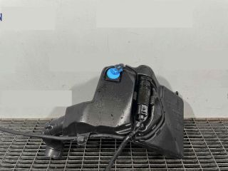 bontott TESLA 3 Ablakmosó Tartály