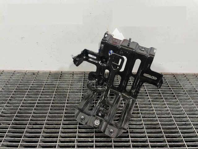 bontott TESLA 3 Akkumulátor Tartó