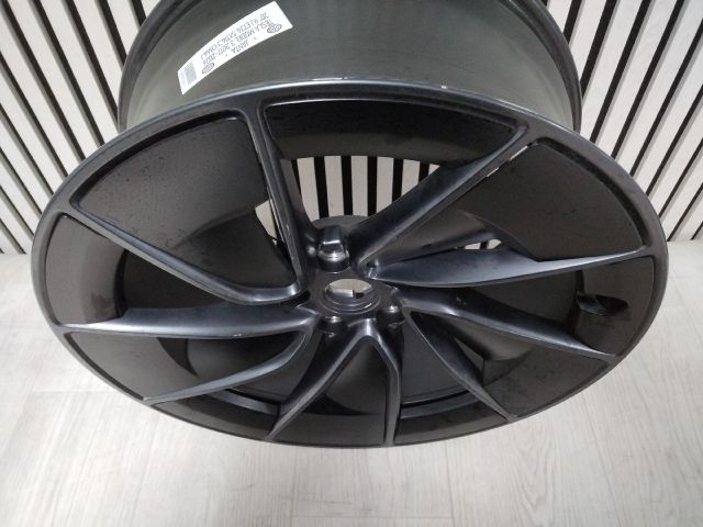 bontott TESLA 3 Alufelni (1 db)