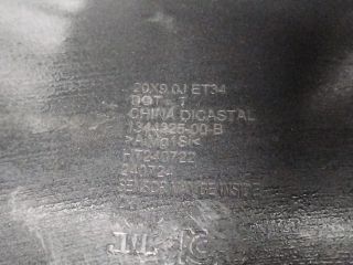 bontott TESLA 3 Alufelni (1 db)