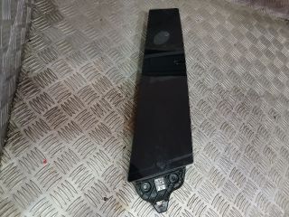 bontott TESLA 3 Bal B Oszlop Burkolat