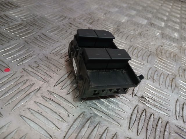 bontott TESLA 3 Bal első Ablakemelő Kapcsoló