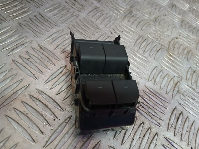 bontott TESLA 3 Bal első Ablakemelő Kapcsoló