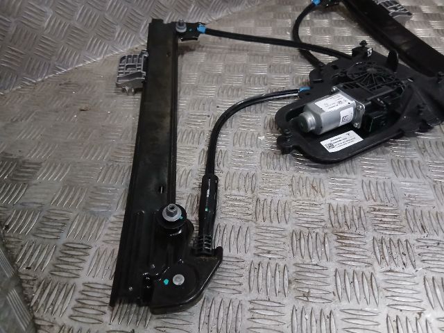 bontott TESLA 3 Bal első Ablakemelő Motor