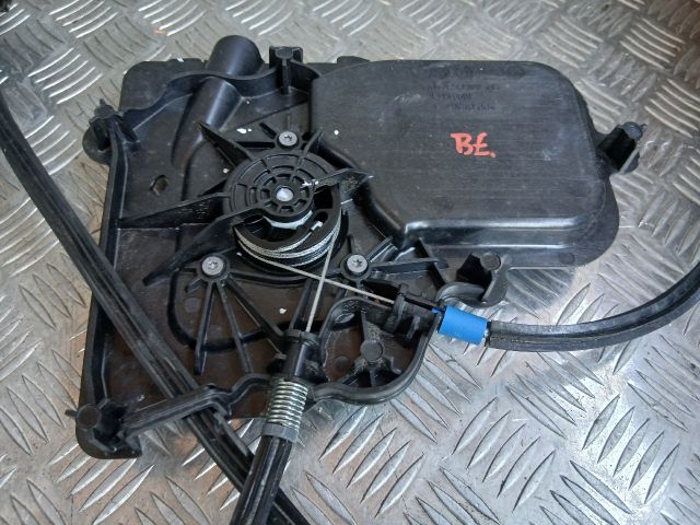 bontott TESLA 3 Bal első Ablakemelő Szerkezet (Elektromos)