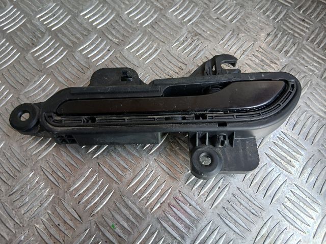 bontott TESLA 3 Bal első Külső Kilincs