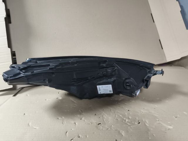 bontott TESLA 3 Bal Fényszóró